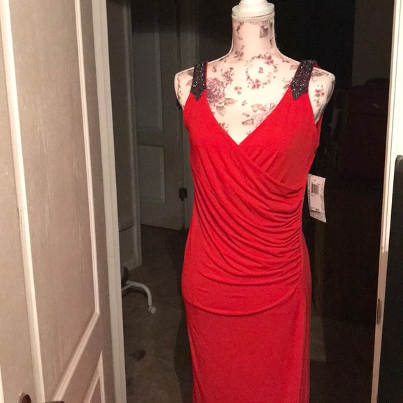 carmen marc valvo evening dresses